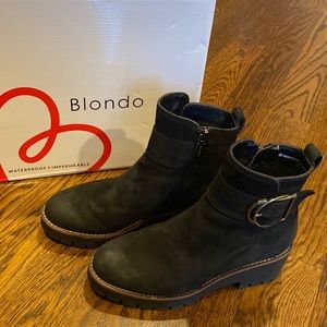 Blonde Women’s Waterproof Boots